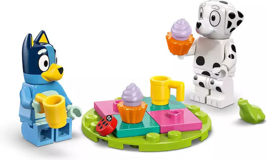 LEGO Конструктори Playground Fun With Bluey And Chloe за 4+ Години 104 Бройки