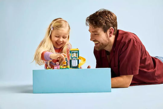 LEGO Конструктори Playground Fun With Bluey And Chloe за 4+ Години 104 Бройки