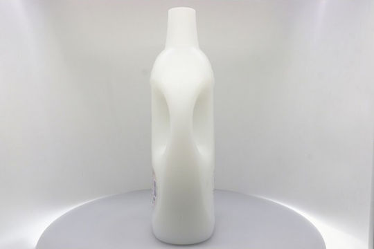 Soupline Hypoallergenic Fabric Softener with gentle Almond Milk 50 Measuring Cups