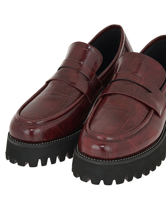 Women's Loafers in Burgundy Color