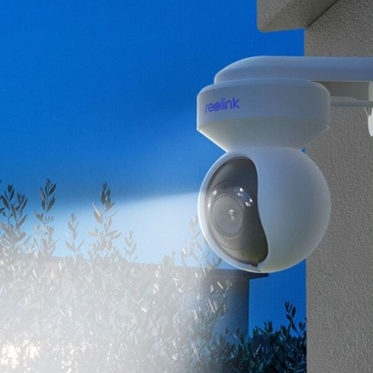 Reolink E1 Outdoor IP Камера за наблюдение Wi-Fi Full HD+ 5MP Водоустойчива с Двупосочна Комуникация и Обектив 2.8мм