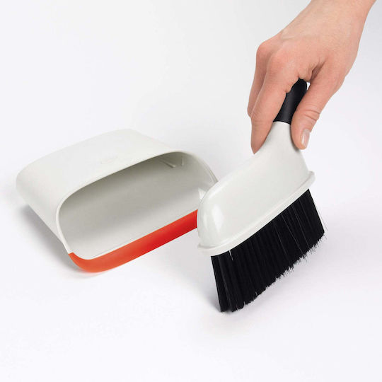 OXO Plastic Grips Dustpan & Brush Set 18.66x13.71cm 2pcs