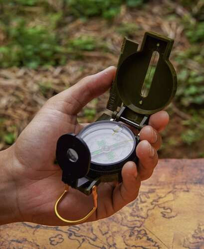 Trizand Military Type Compass