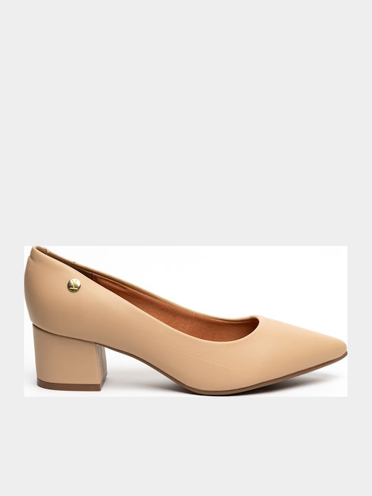 Pumps mit mittelhohem Absatz Beige
