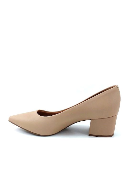Pumps mit mittelhohem Absatz Beige