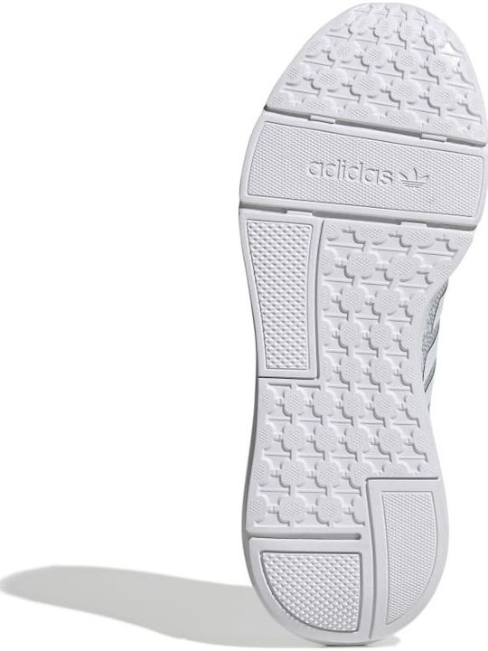 Swift Run 22 Sneakers Cloud White / Grey Two / Core Black