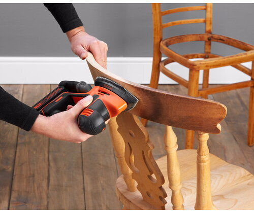 Black & Decker BDCDS18 Tribeio Delta 18V 1x1.5Ah cu sistem de aspirare