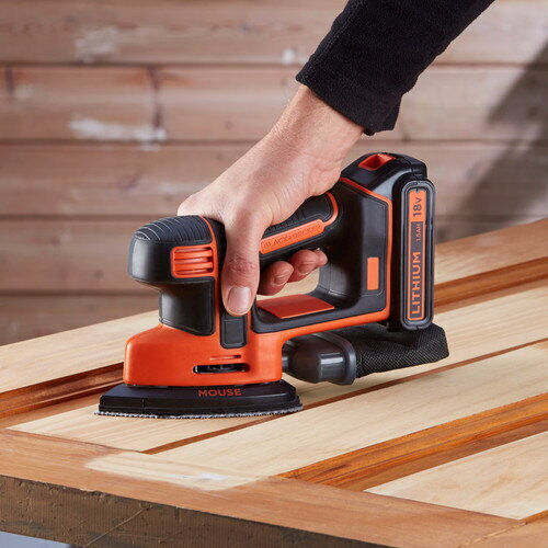 Black & Decker BDCDS18 Tribeio Delta 18V 1x1.5Ah cu sistem de aspirare