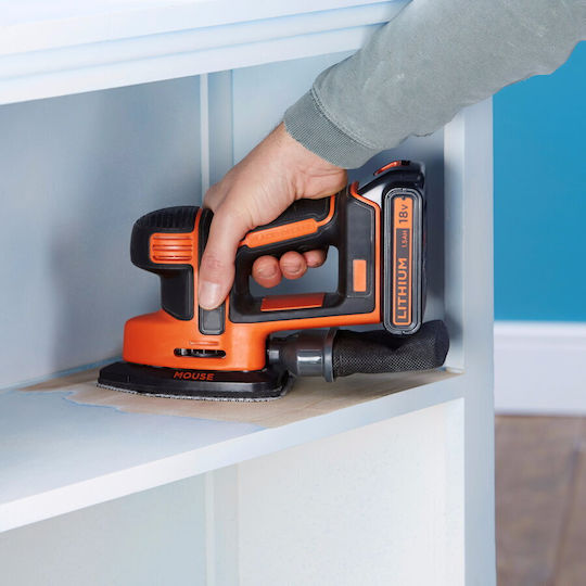 Black & Decker BDCDS18 Tribeio Delta 18V 1x1.5Ah cu sistem de aspirare