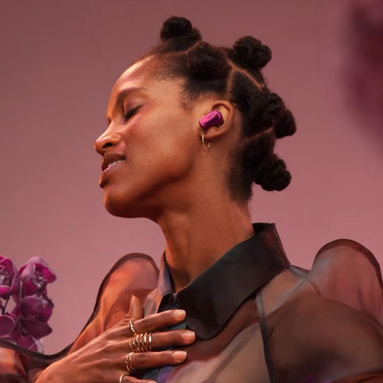 Bose QuietComfort Ultra (2nd Gen) In-Ear Bluetooth-Freisprecheinrichtung Kopfhörer mit Schweißresistenz und Ladeetui Deep Plum