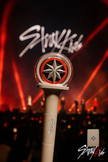 Smart Φωτιστικό Stray Kids Official Light Stick Version 2 Χρήση Συναυλίες Fan Events LED Smart Φωτιστικό Stray Kids Official Light Stick Version 2 Χρήση Συναυλίες Fan Events LED