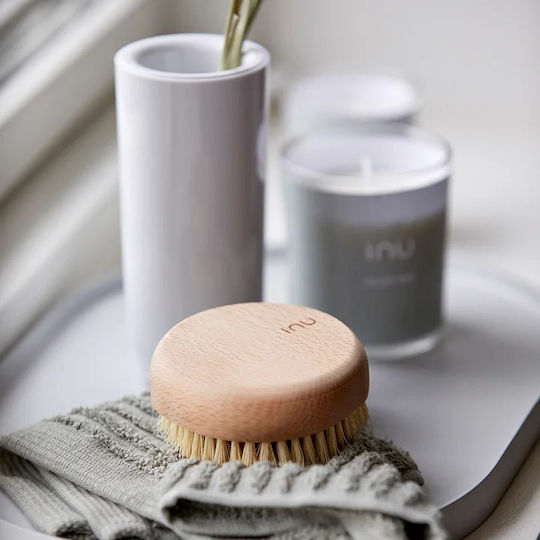 Zone Denmark Wooden Bath Brush Φ8.6x3.9 Inu Beech
