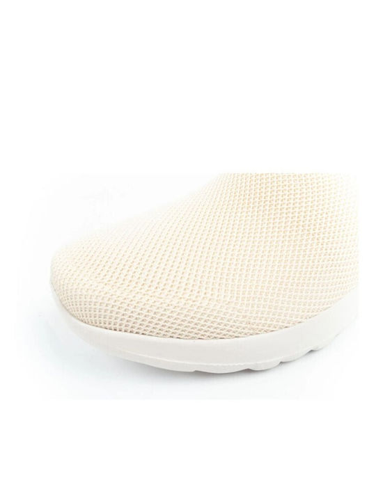 Go Walk Joyvela Γυναικεία Slip-On Μπεζ