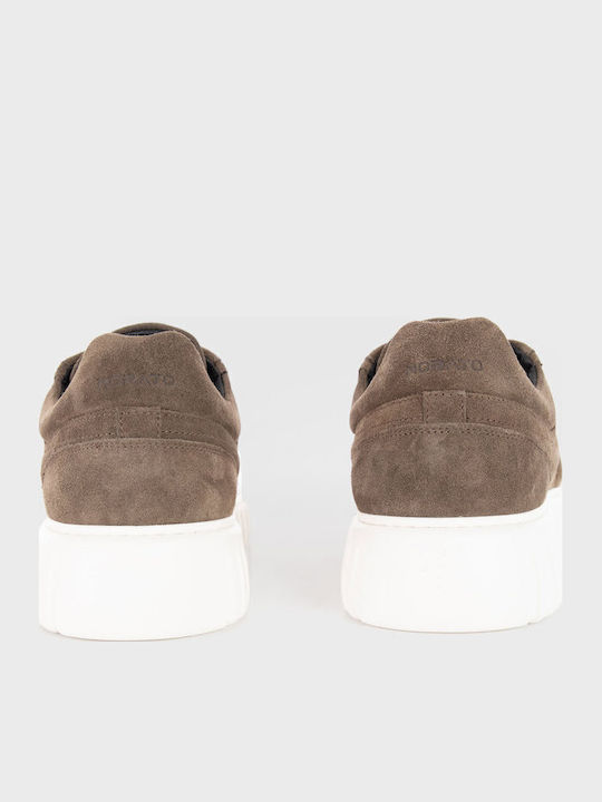 Sneakers Brown