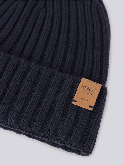 Beanie Beanie with Rib Knit in Blue color