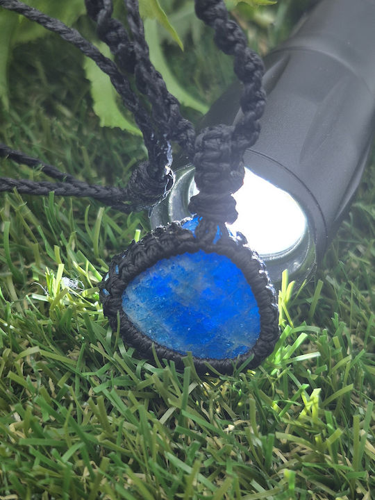 Handmade Macramé Necklace Apatite – Unique Semi-Precious Stone Jewelry
