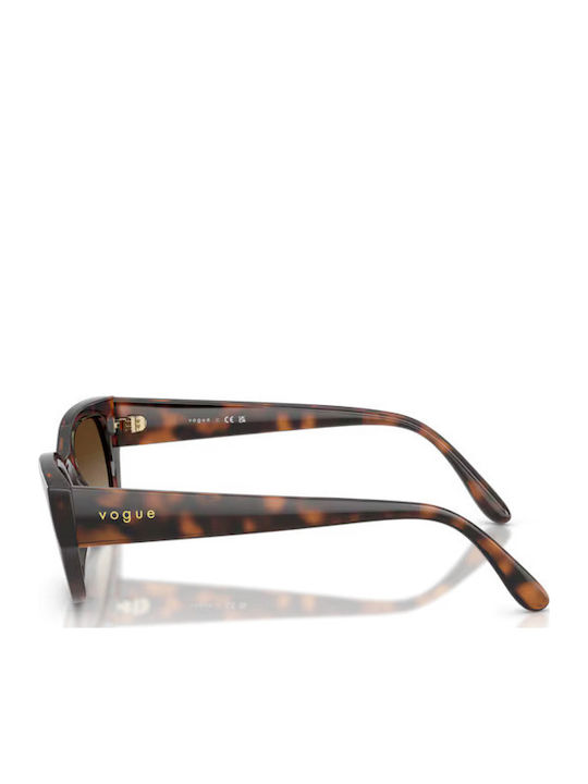 Vogue Damen Sonnenbrille mit Braun Schildkröte Kunststoff Gestell und Braun Verlaufsfarbe Linse