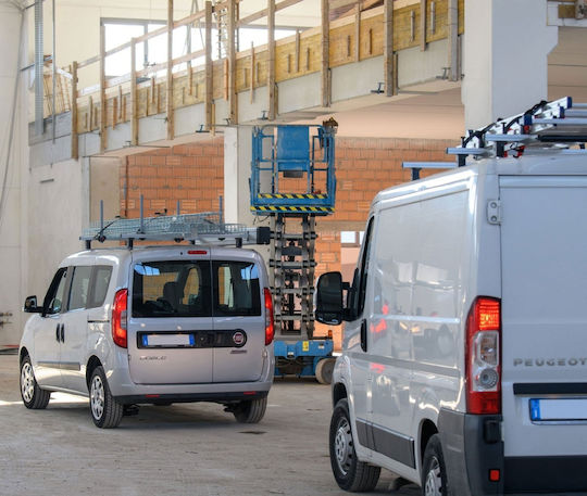 Menabo Bare de Acoperiș Aluminiu Professional 140cm. pentru Nissan NV300 2014+ (Set cu picioare)