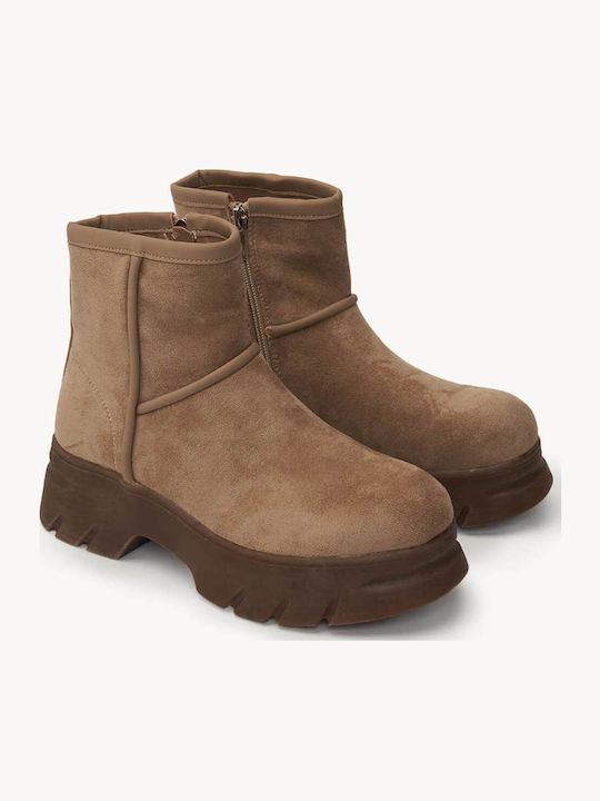 Beige Stiefeletten Traktorenprofil Sohle Wildleder