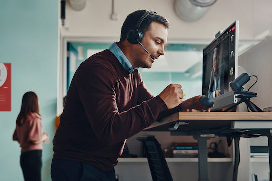 HP Poly Voyager VOIP Headset (A4HT2AA)