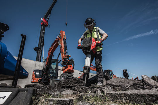 Milwaukee Bolt 100 Cască Șantier de construcții Negru