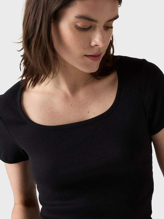Essential Women's T-shirt Black