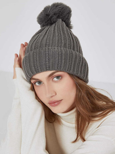 Beanie Beanie Knitted in Gray color