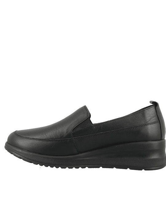 Leather Women's Moccasins in Black Color