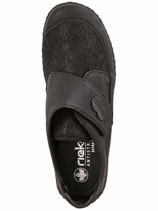 Women's Moccasins in Black Color