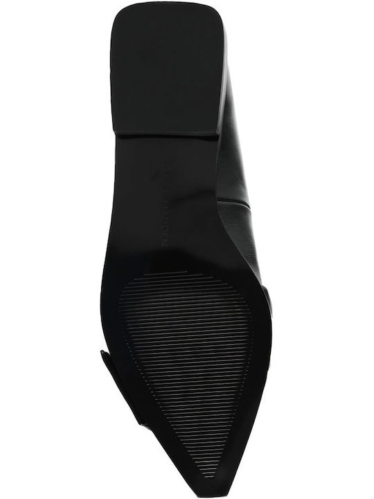 Ballerinas Grail Black