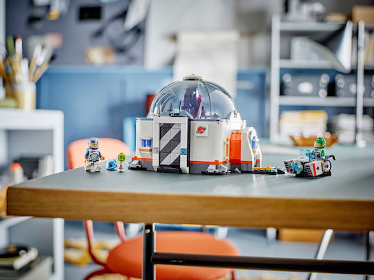 LEGO City City Space Science Lab pentru 6+ Ani 560buc 60439