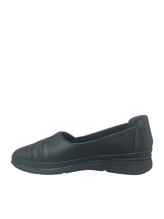 Leather Women's Moccasins in Black Color