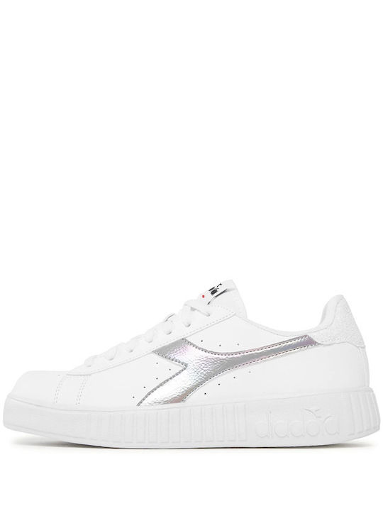 Diadora