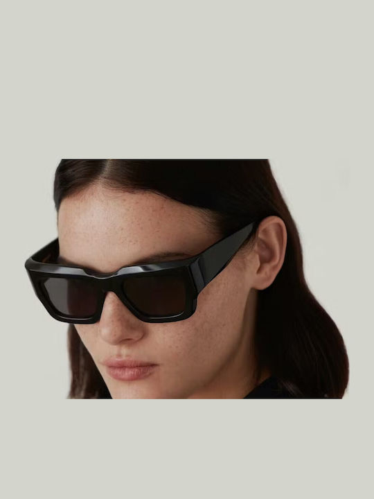 Gigi Barcelona Women's Sunglasses with Black Plastic Frame and Black Lens 6772/1