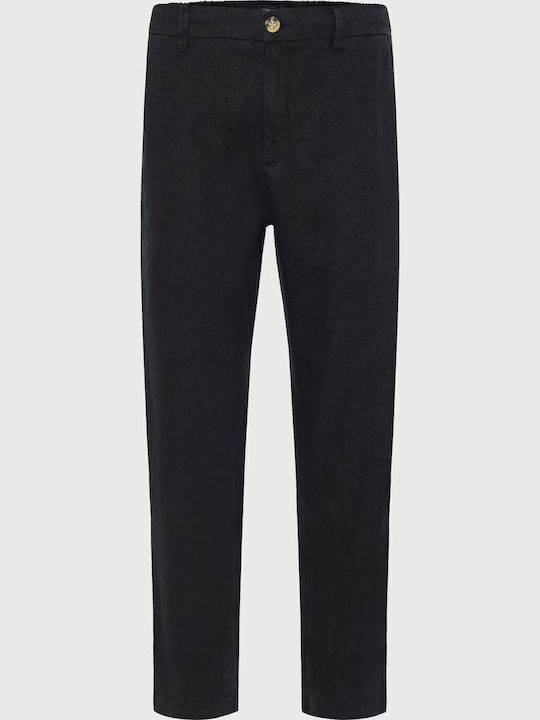 Trousers in Regular Fit Black