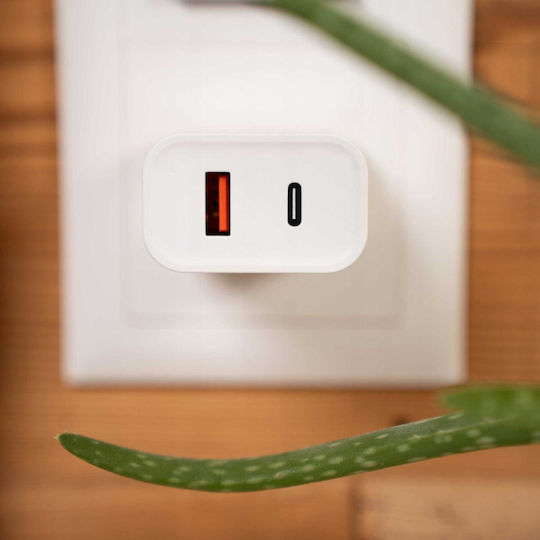 Spacecase Charger with USB-A Port and USB-C Port and Cable USB-C - Lightning 20W Power Delivery / Quick Charge 3.0 Whites (PowerSet)