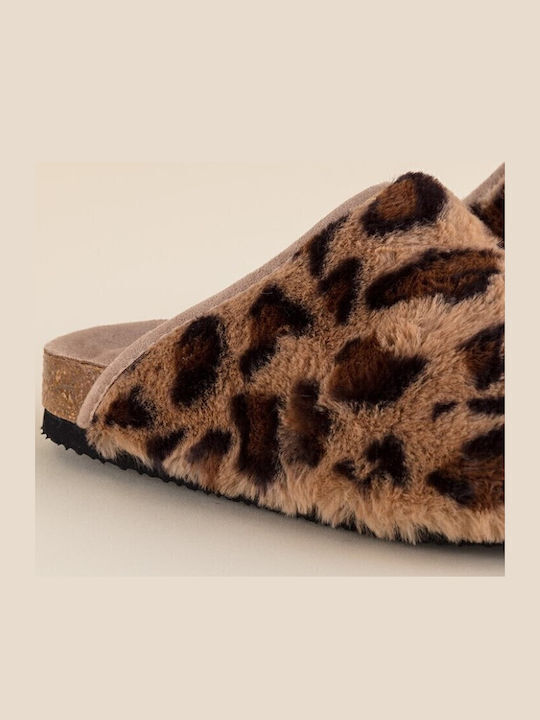 Closed Women's Slippers Brown