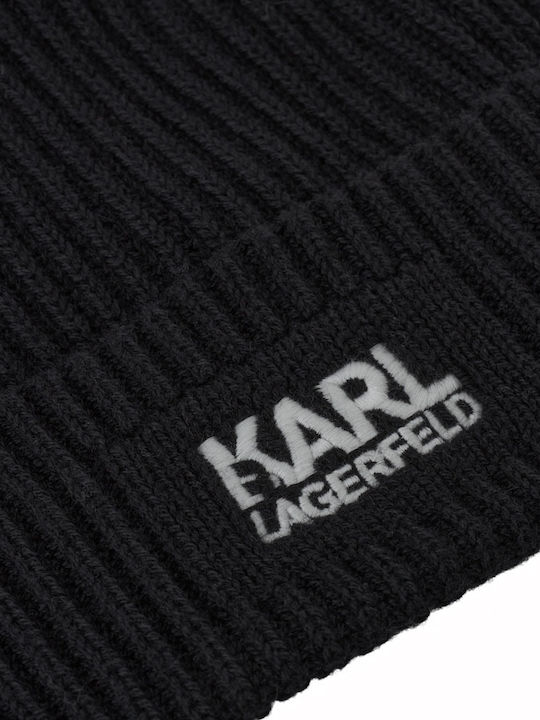 Beanie Beanie Knitted in Black color