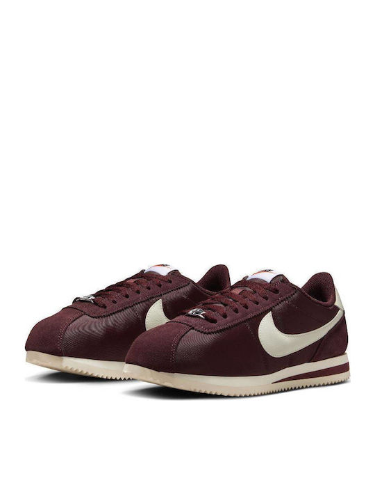 Nike Sneakers Burgundy