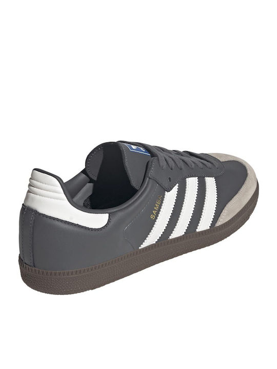 Samba Og Sneakers Grefiv / Cwhite
