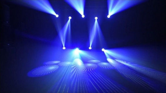 Light4me Движеща се светлина Спот LED DMX RGB