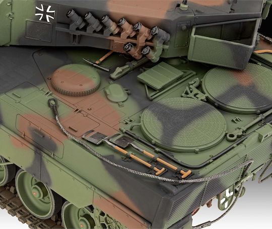 Revell Leopard Фигура за Моделизъм Резервоар 250 Части в Мащаб 1:35 334.2x334.2см.