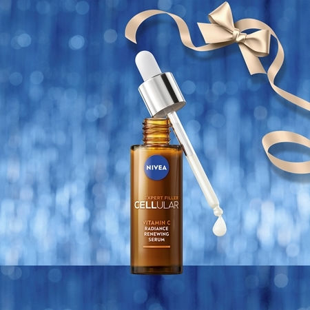 Nivea Glowing Skin Set Îngrijire pentru Hidratare & Curățare facială 2buc