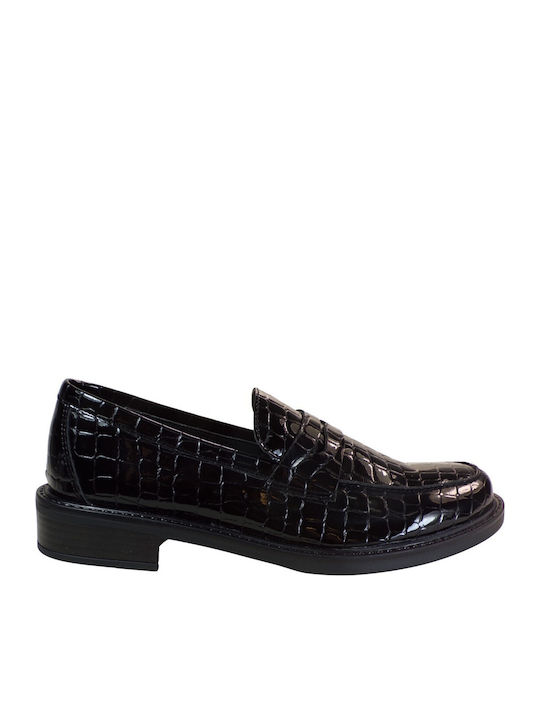 Patent Leather Women's Moccasins in Black Color