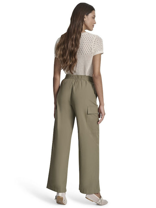 DKNY