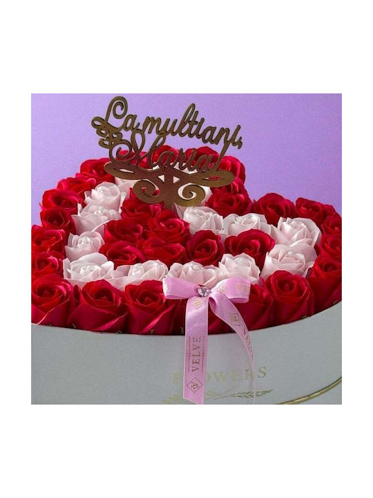 Aranjament Floral Passion 45 Trandafiri Săpun În Cutie În Formă De Inimă Topper „La Mulți Ani Maria” Roșu-Roz