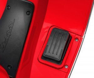 Παιδική Vespa Licensed GTS Super Ηλεκτροκίνητη 6 Volt Κόκκινη για 3+ ετών