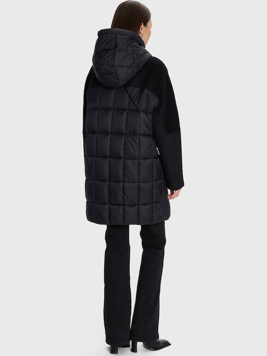 8921726-BLACK