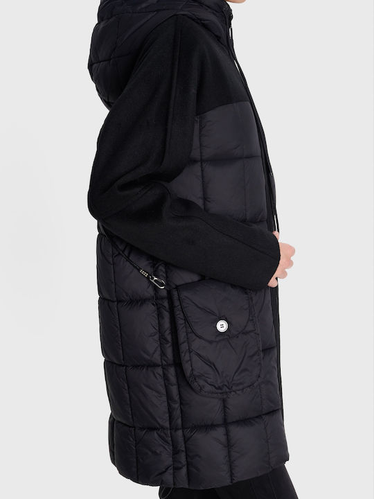 8921726-BLACK