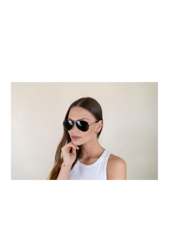 Ray Ban Aviator Unisex Sunglasses with Black Metal Frame and Green Lens RB3025 L2823